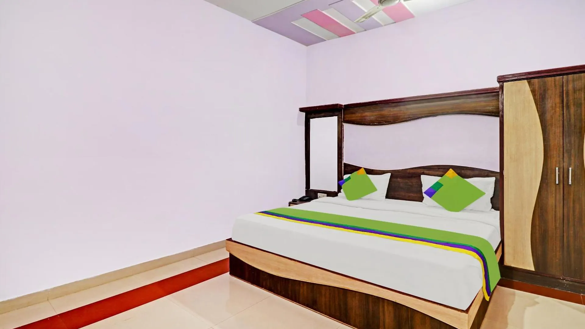 Hotel Golden Palace Agra  3*, Agra (Uttar Pradesh) India